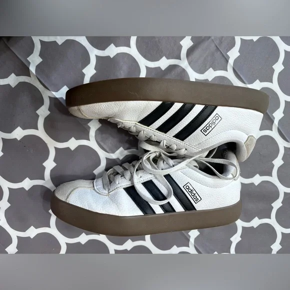 Adidas Women's VL Court 3.0 samba sneakers - Picture 4 of 9